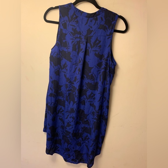 Lulus Purple Floral Dress BNWT Medium - Picture 2 of 3